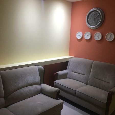 Mevaser - Christian Hostel Rishon LeZion Bagian luar foto